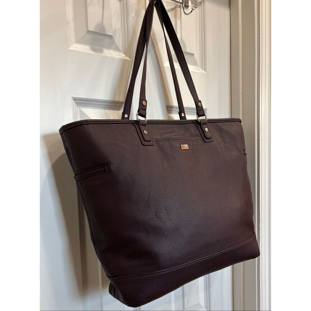 JEWEL by THIRTY-ONE - Like New "Fashion Editor" Jumbo Laptop Tote in Merlot - Picture 3 of 14
